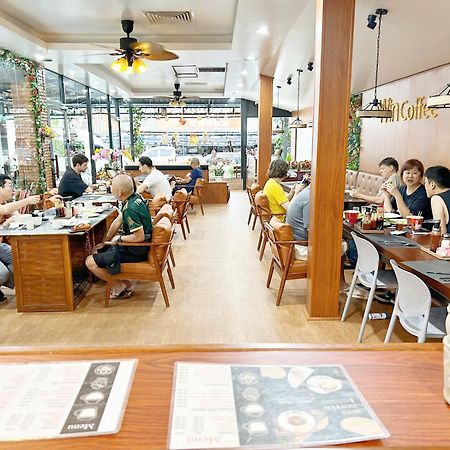 Win Hotel Vang Vieng Esterno foto