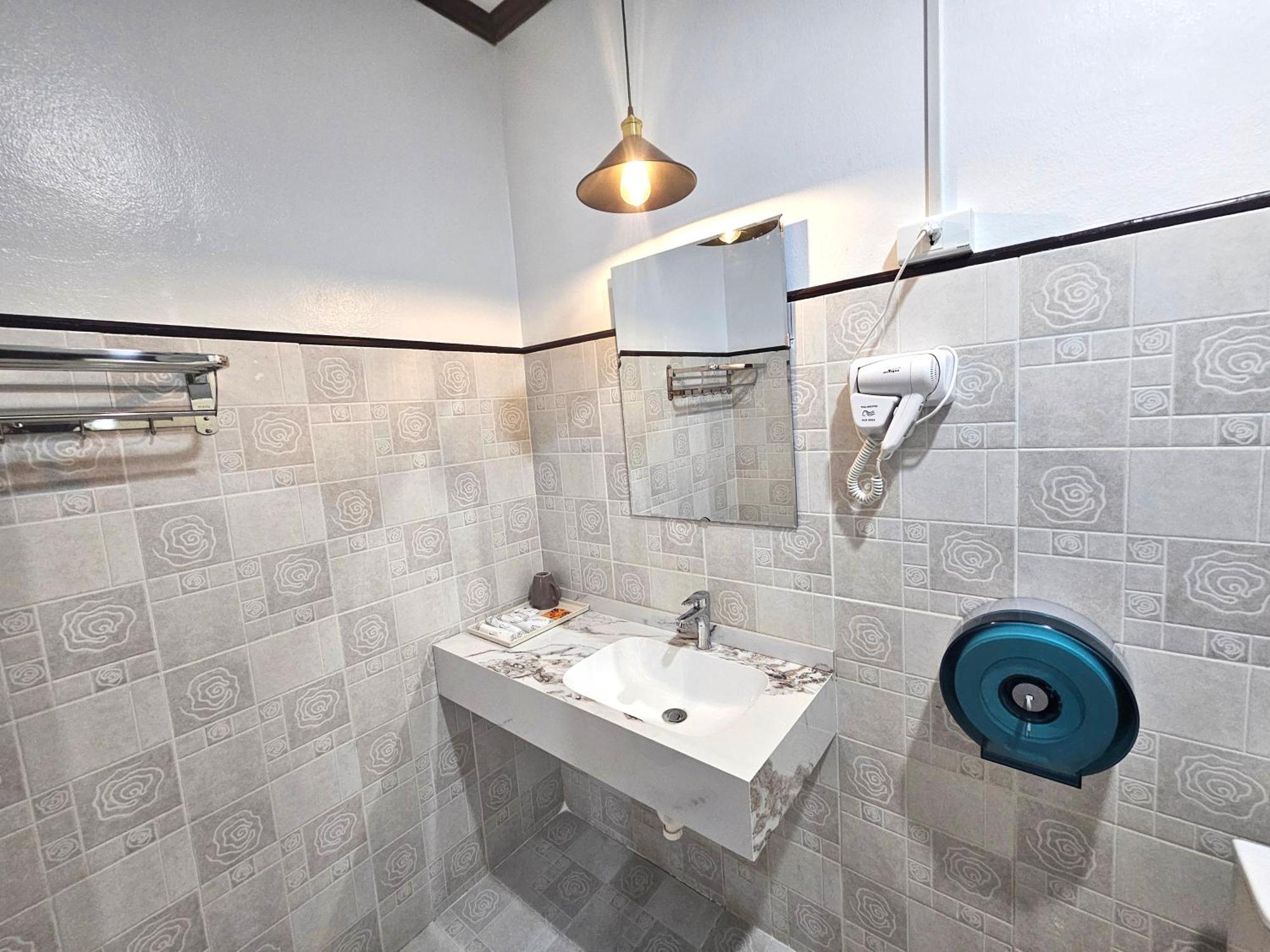 Win Hotel Vang Vieng Esterno foto